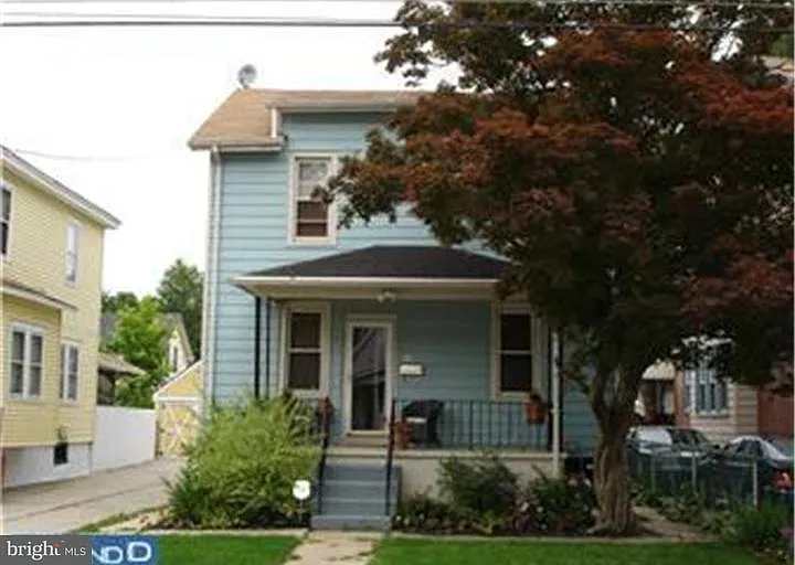 122 Oliver Ave photo 1