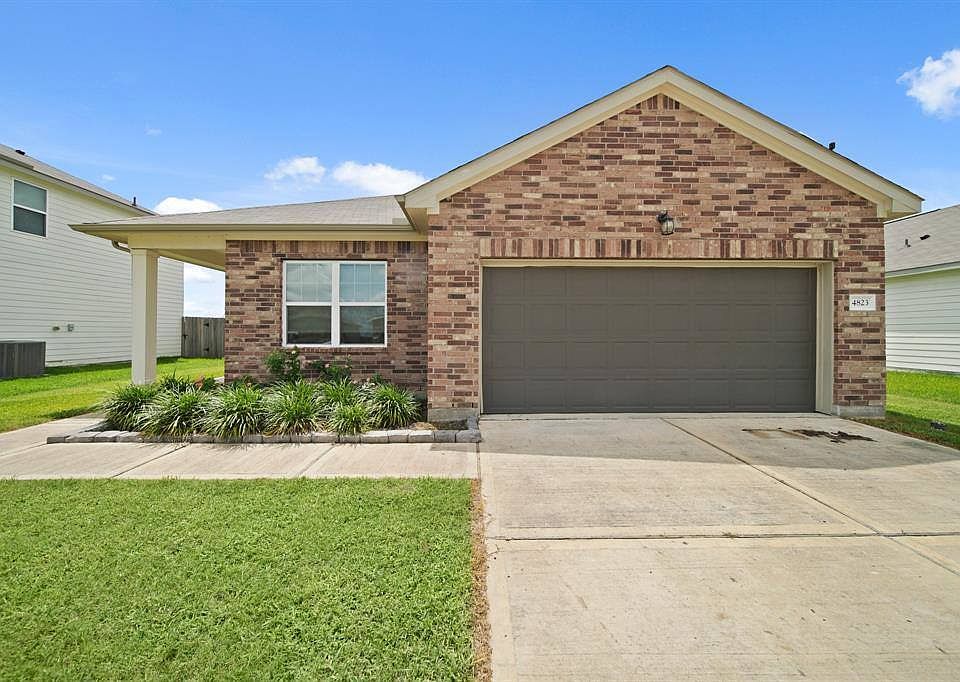 1st image of 4823 Highland Springs Dr