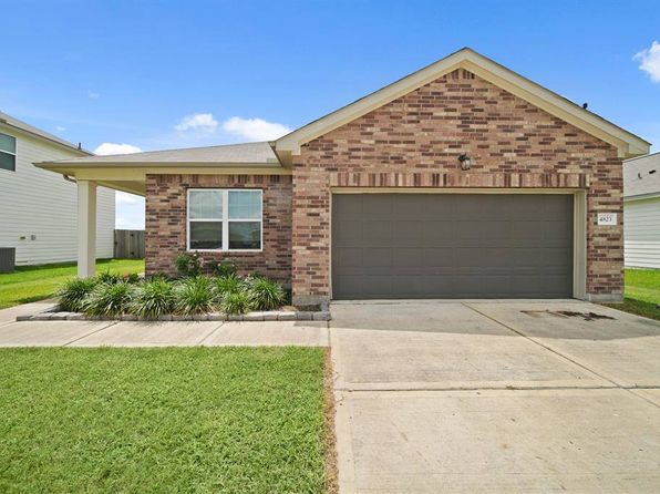 4823 Highland Springs Dr