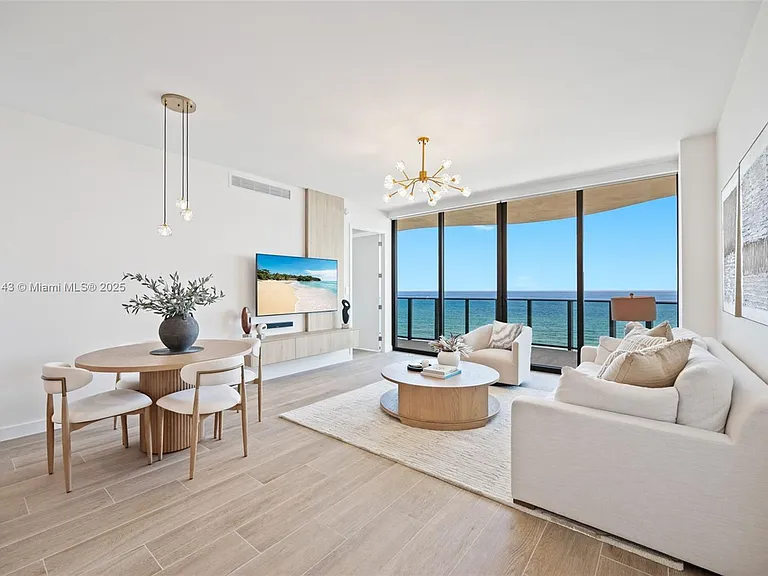 900 N Ocean Blvd #1005 — Photo 7