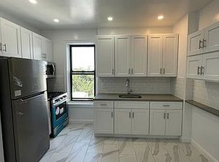 430 79th St #4, Brooklyn, NY 11209
