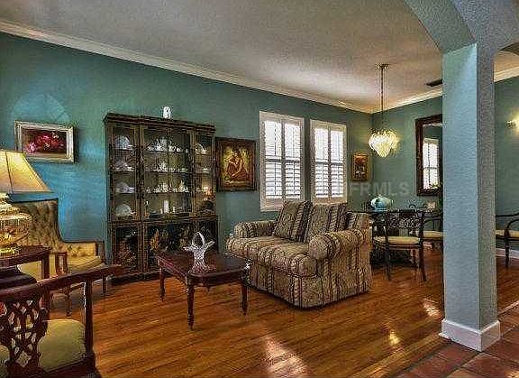3rd image of 3919 W San Luis St