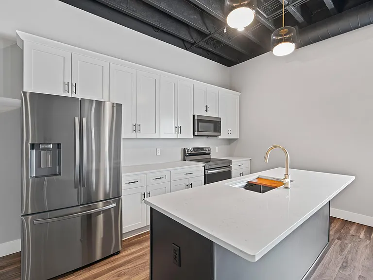 125 E Prince St #203 — Photo 7