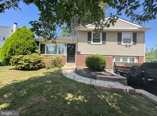 605 Exton Rd, Hatboro, PA 19040