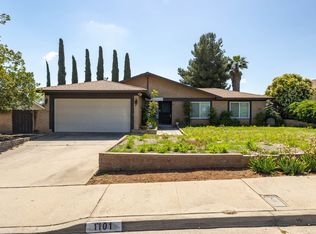 1101 Conway Dr, Escondido, CA 92027