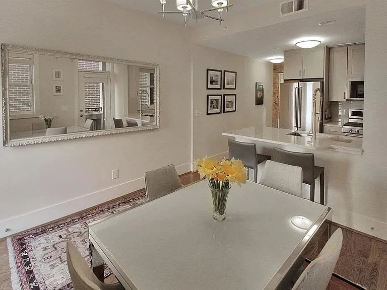 1517 Elm St #A — Photo 3