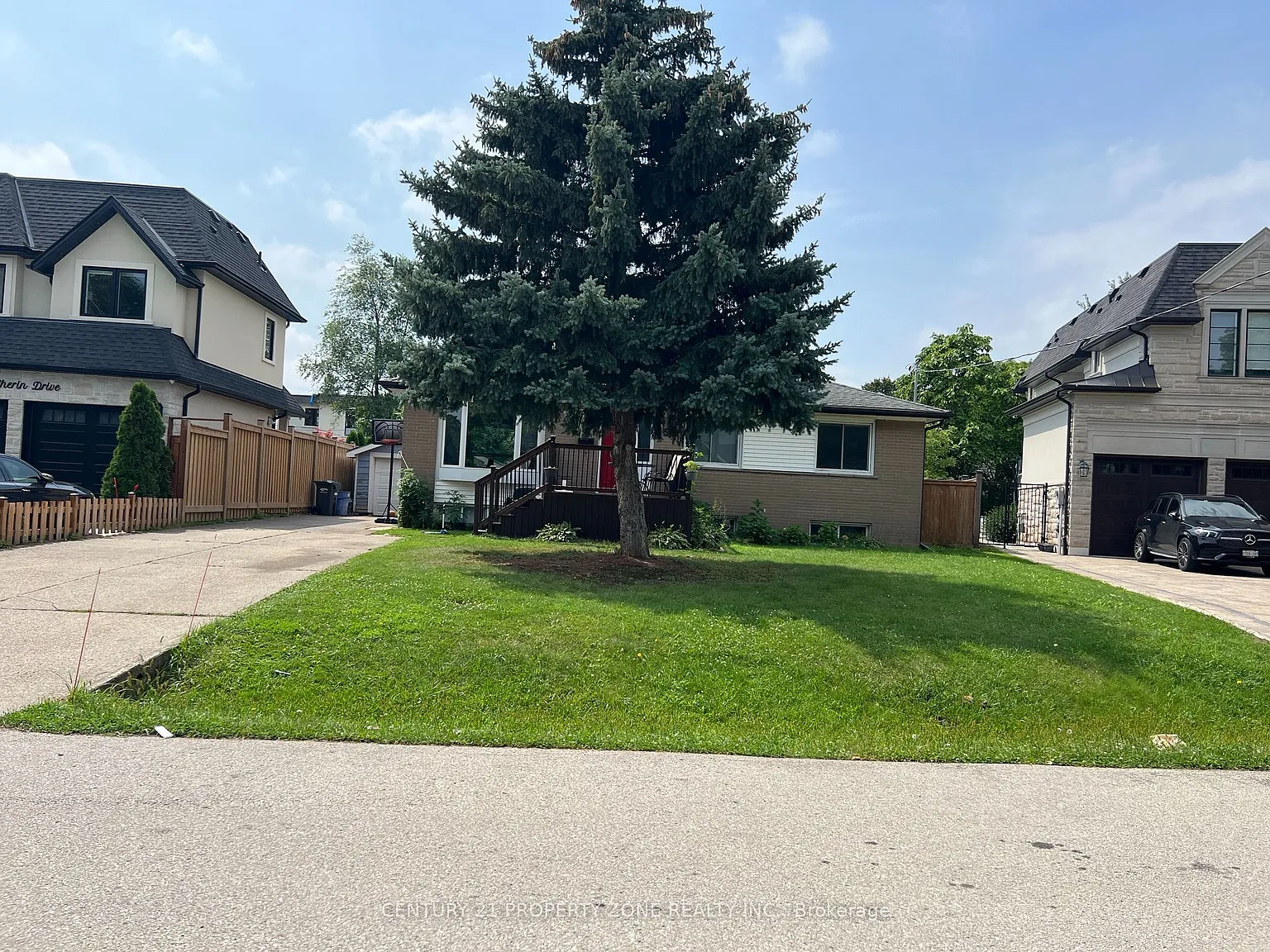 3 bed, $2,899 — Photo 1