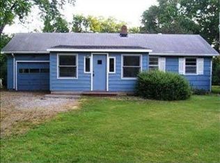 1330 NW Daisy Dr, Topeka, KS 66618