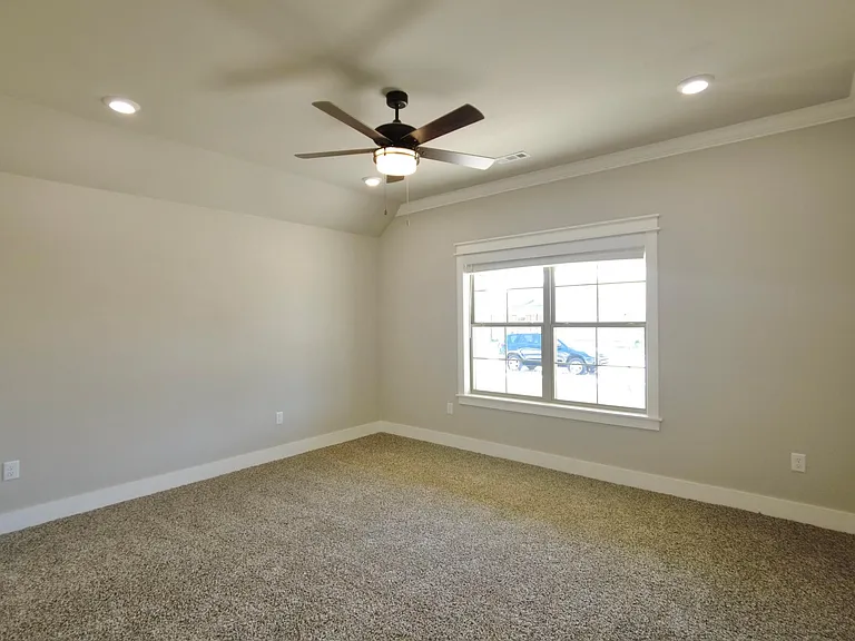 1036 Arden St — Photo 12