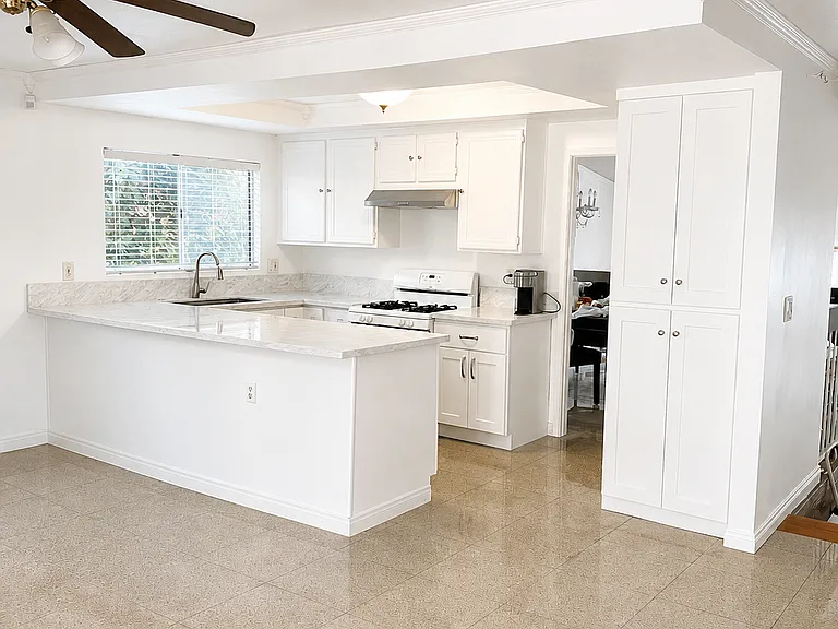 3438 Avocado Hill Way — Photo 19