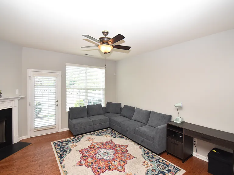 830 Cupola Dr — Photo 5