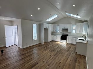 9530 3/4 S Felton Ave, Inglewood, CA 90301