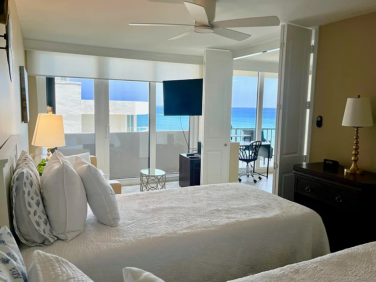 4200 N Ocean Dr #1-806 — Photo 28