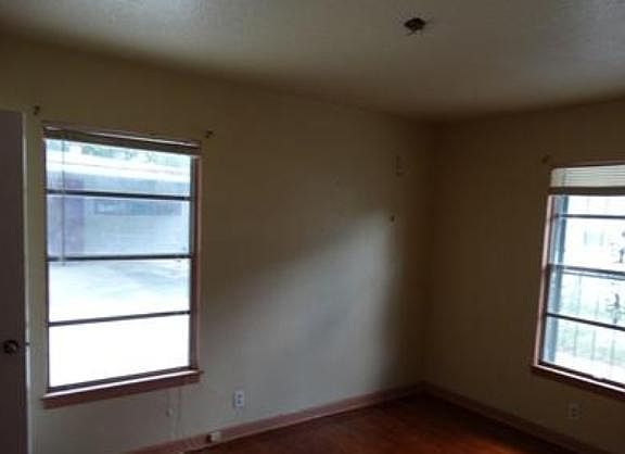 3rd image of 235 Fair Ave