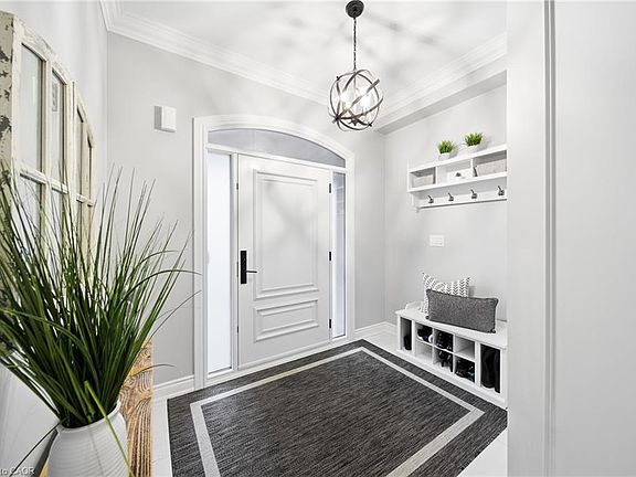 5th image of 4638 Kearse St