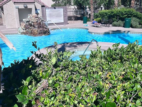 3rd image of 10456 Coyote Cub Ave #1