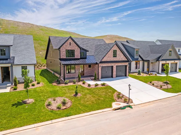 1262 London Woods Way Unit 35, Ooltewah, TN 37363