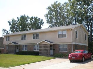 2818 Hawthorne Dr, Bettendorf, IA 52722