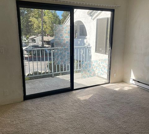 5th image of 1055 N Capitol Ave APT 6