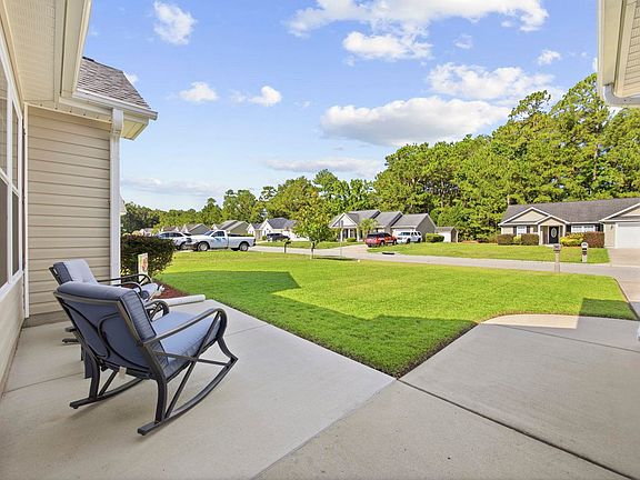 2nd image of 228 MacArthur Dr.