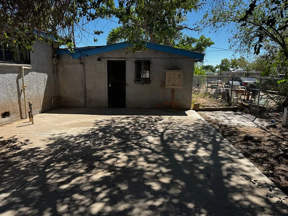 2018 Nancy St SW