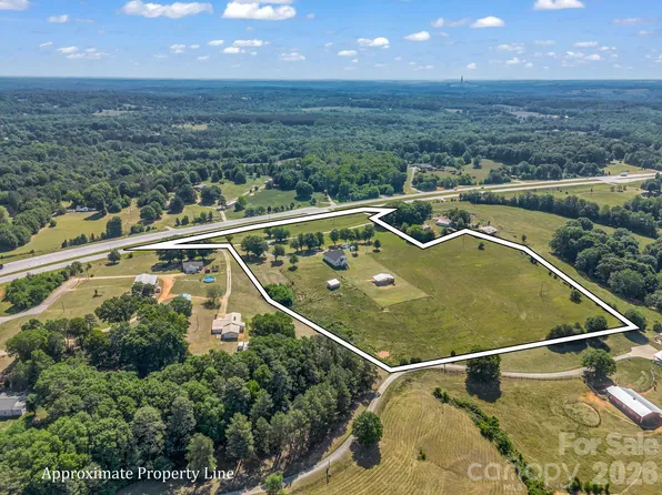 5412 Us Highway 221 S, Forest City, NC 28043