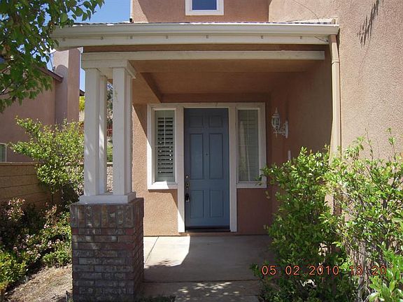 2 Front Door (Medium)_04112013