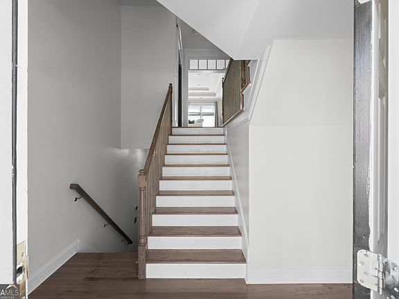 3rd image of 1165 Concord Rd SE