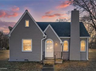 148 E Meadow Rd, Eden, NC 27288