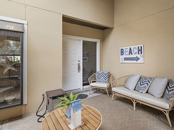 2nd image of 5142 Beachwalk Cir #1