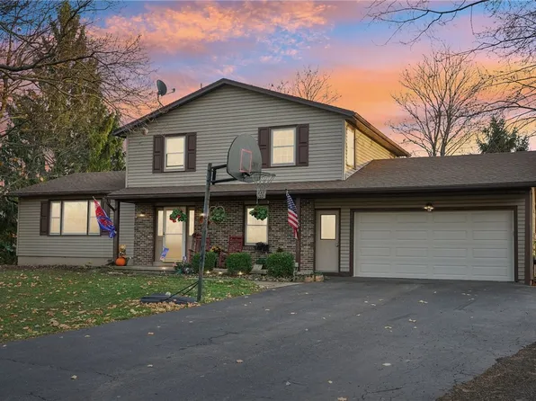 88 Parkway, North Chili, NY 14514