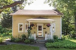 1st image of 136 Mill St