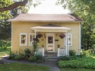 136 Mill St, Williamsville, NY 14221