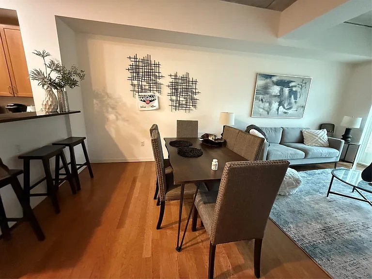 3670 Woodward Ave #404 — Photo 6