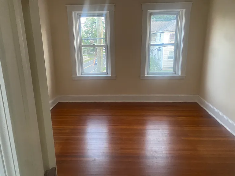 558 Church St #3 — Photo 7