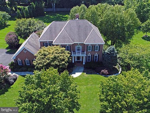 2nd image of 2796 Marshall Lake Dr