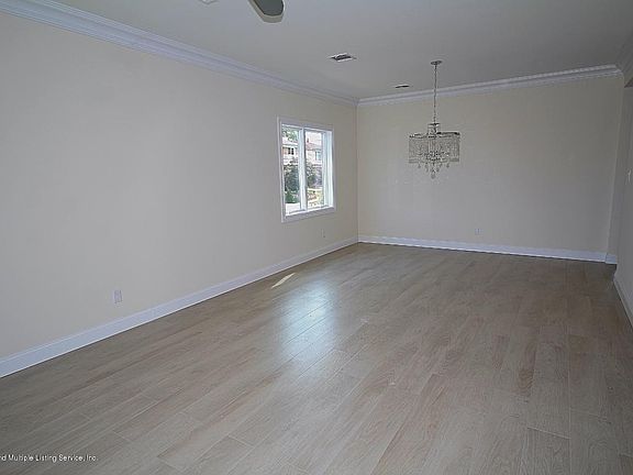 4th image of 216 Nippon Ave