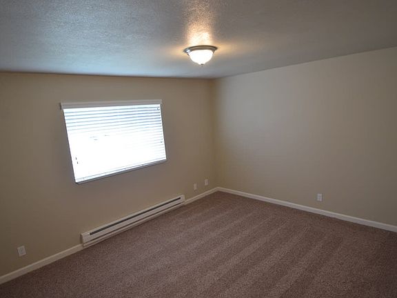 4th image of 5719 145th St NE