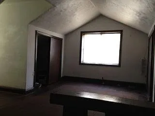 3rd-floor bedroom/ Bedroom #2