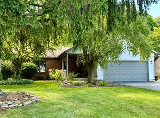 1430 Chickasaw Dr, London, OH 43140