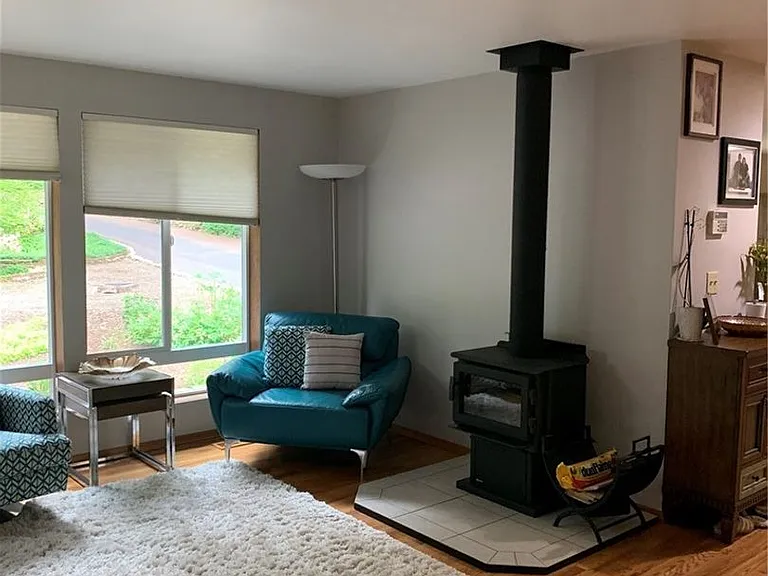 23121 NE 47th St — Photo 4