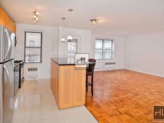 5th image of 665 Thwaites Pl APT 1T