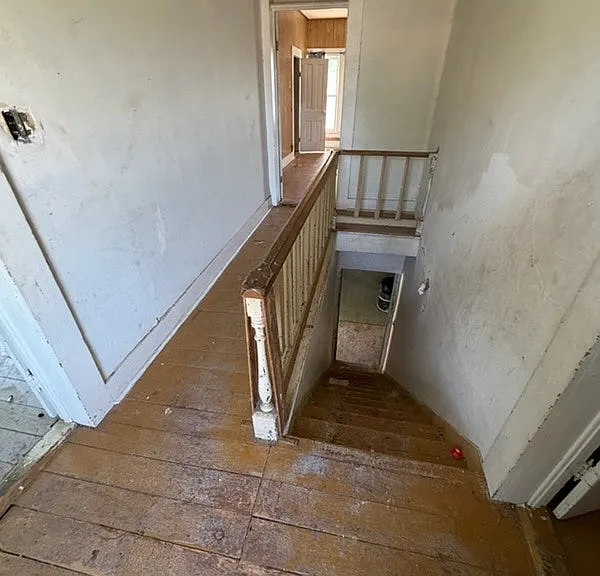 321 N Cypress St — Photo 12