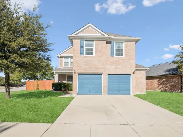 364 Fossil Bridge Dr, Fort Worth, TX 76131