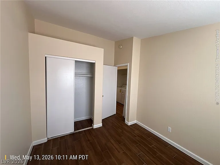 1928 Hodgenville St #102 — Photo 12