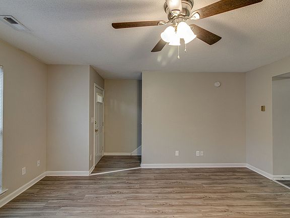 5th image of 1244C Parkway Pl