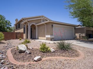 183 E Camino De Diana, Green Valley, AZ 85614