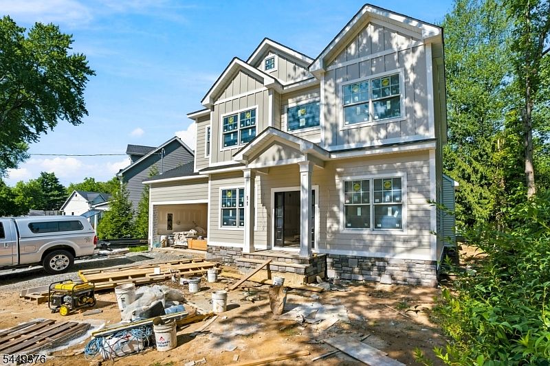 11 Maplewood Dr, Livingston, NJ 07039 | MLS #4043290 | Zillow