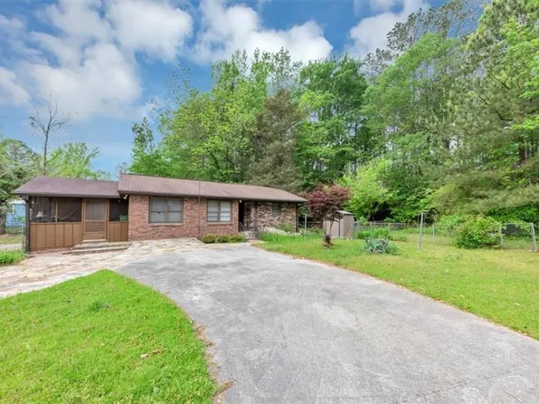 9186 Puckett St SW, Covington, GA 30014