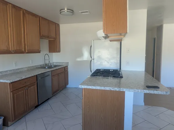 723 23rd St APT A, Paso Robles, CA 93446